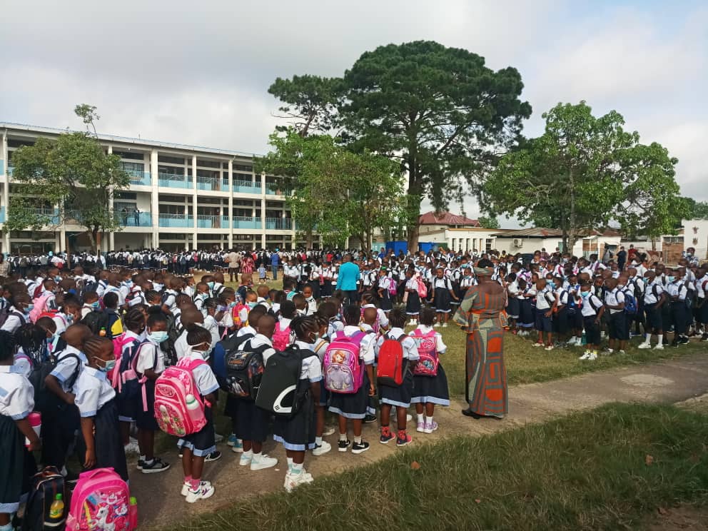 une vue de la rentrée scolaire au complexe scolaire la Borne_photo laplumeinfos.net