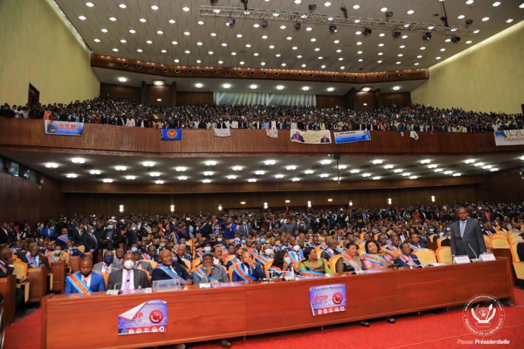 Salle de Congre du Palais du Peuple_photo présidance