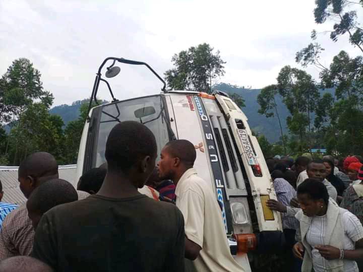 Masisi Accident de Route_photo des droits tiers