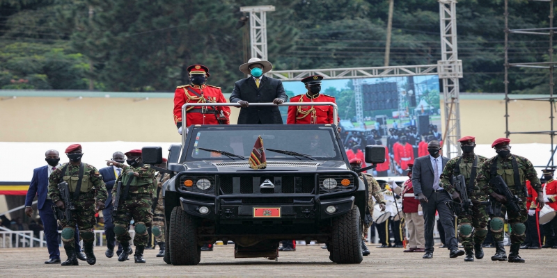 President Museveni et son armée_photo des droits tiers