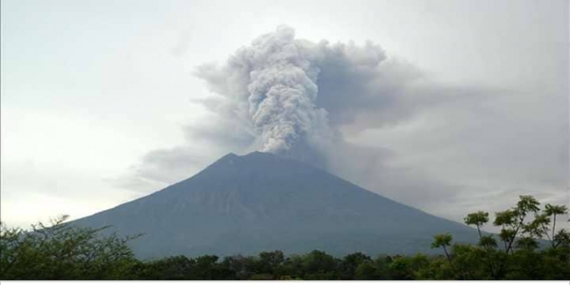 Volcan Nyamuragira_photo des droits tiers