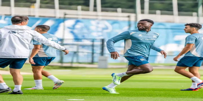 Chancel Mbemba à l'entraînement après être écarté