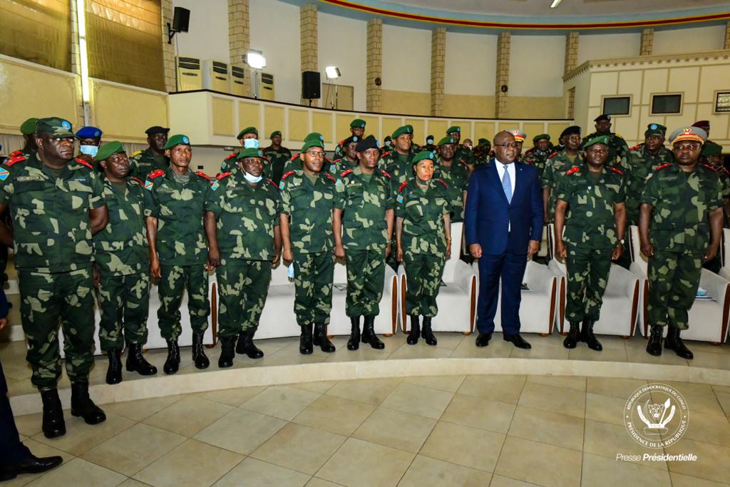 Président Felix Tshisekedi et Officiers Généraux Photo presse présidentielle