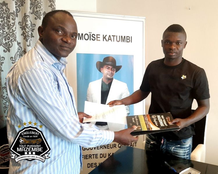 Signature de Ushindi_PhotoTP Mazembe